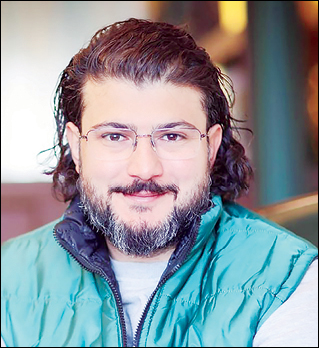 مهرداد فاخر
